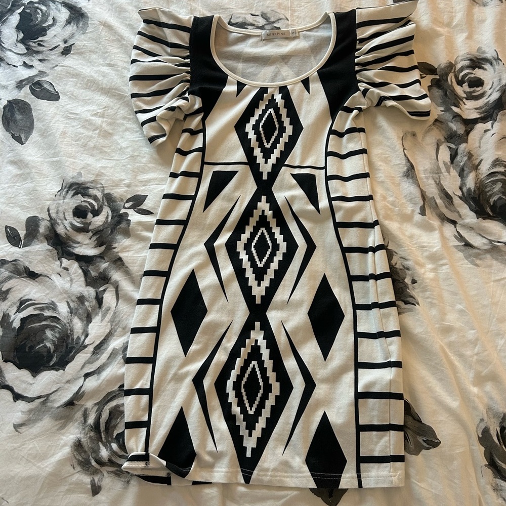 MINKPINK Black and White Geometric Dress